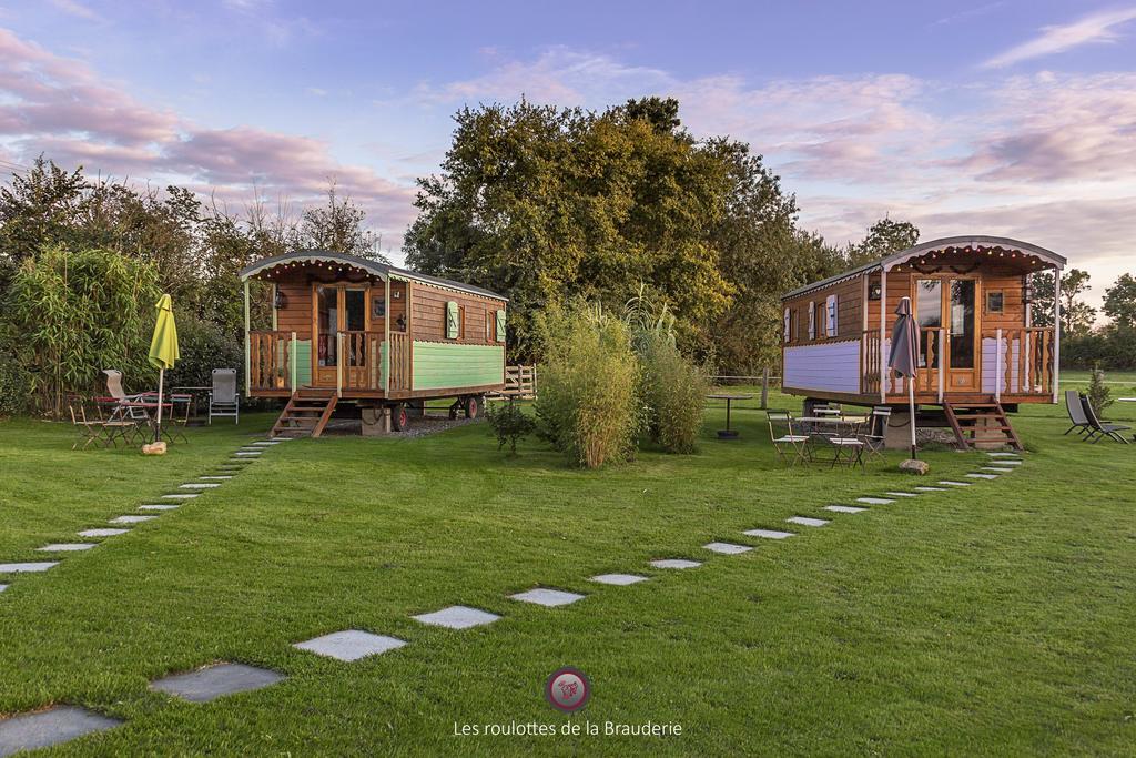 Les Roulottes De La Brauderie Brissarthe Exterior foto